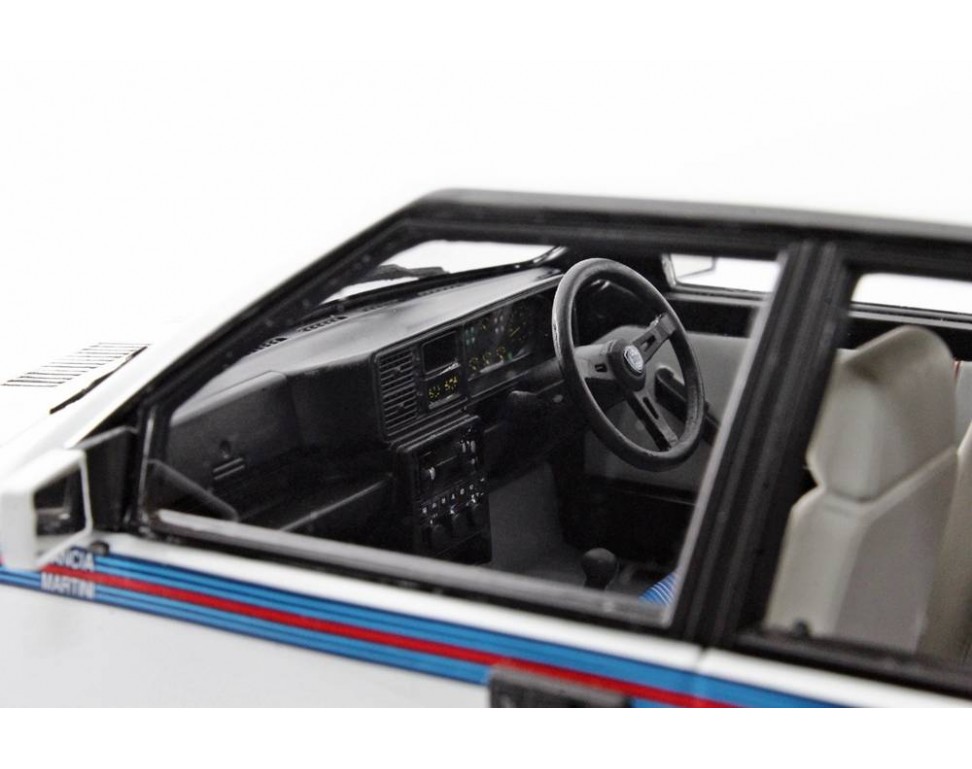 LAUDORACING-MODELS 1:18 LANCIA Thema 2.0 I.e. Turbo 1984 Lm146D Model Car EUR 125,90 - FR